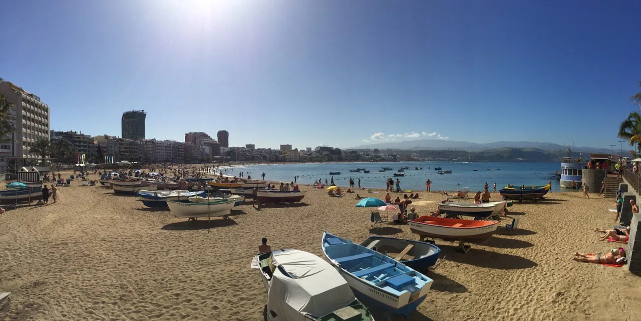 ¿Qué hacer en Las Canteras esta primavera?