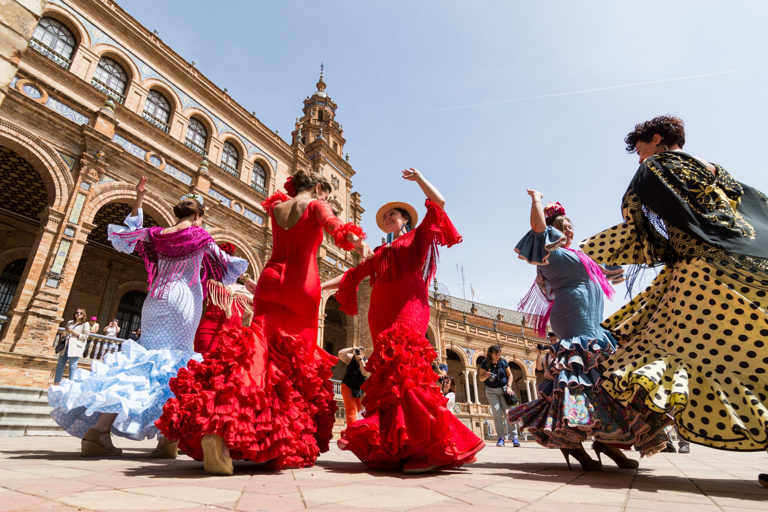 LOCK & enjoy ! est la solution pour vos bagages pendant la Feria de Abril à Séville
