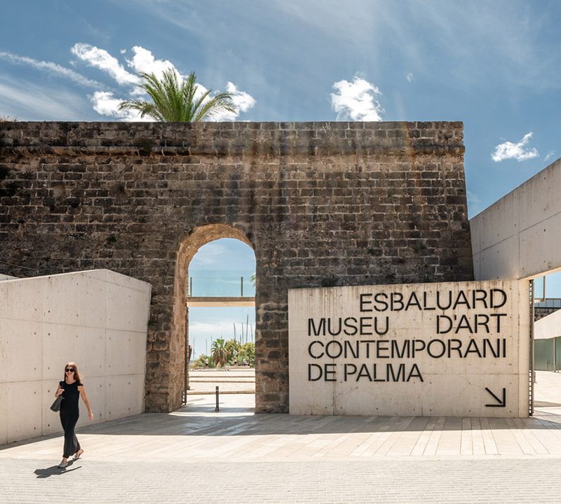 Entrée du Musée d'Art Contemporain Es Baluard à Palma de Majorque