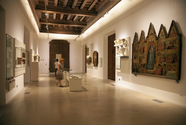 Interior of a museum in Palma de Mallorca featuring art exhibits