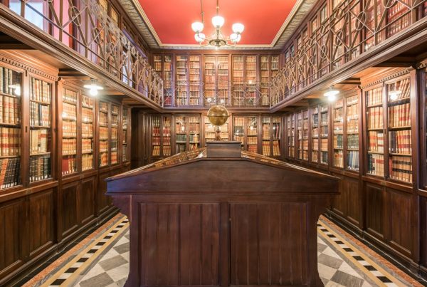 The interior of the Biblioteca Arús in Barcelona, a hidden gem and peaceful retreat among the secret corners of Barcelona