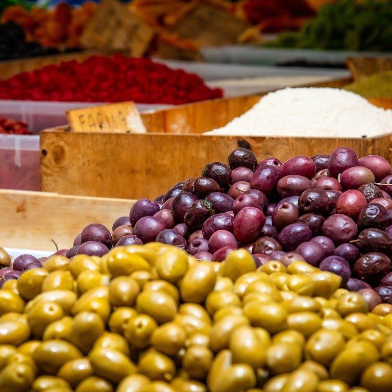 Produits typiques de Las Palmas de Gran Canaria exposés dans un marché local