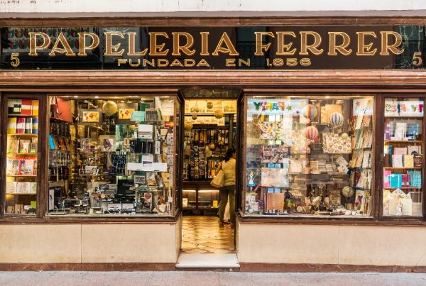 The charming facade of Papelería Ferrer in Seville, a hidden gem in the city