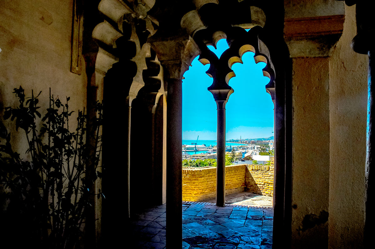 Los secretos de la Alcazaba de Málaga: visita histórica sin maletas