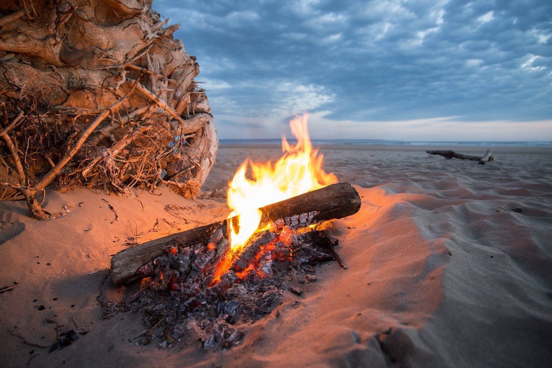 Sant Joan Night in Barcelona: Experience the Most Magical Celebration of the Year Amidst Bonfires and Beaches