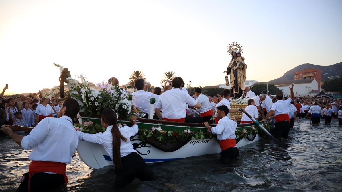 Fêtes maritimes à Málaga: traditions et événements